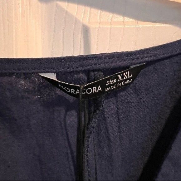 Noracora Navy Blue Vneck Plus Blouse Size XXL - Picture 4 of 7